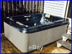 3 person Jacuzzi 31 jets NO RESERVE! Home and Garden Serenity Spa