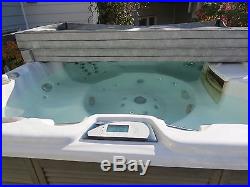 5-6 person Sundance Hot Tub/Spa This a a great deal Must see item