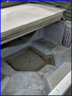 5 seat hot tub. Works, cover, new filter, chemicals included. Buyer pick up