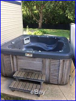 Catalina Spas Hot Tub with Cover