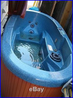 Columbia Spa Serenity 2 person hot tub Excellent Condition Working