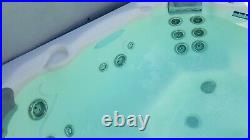 Dimension One Californian 6 person hot tub. Exc. Cond