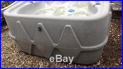 HOT TUB small plug and play blue granit 4 PERSON very economical jets and light