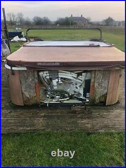 Hot Springs Hot Tub 2000 Sovereign PARTS ONLY. Collection only