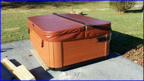 Hot tub, jacuzzi, spa, colman model 351great shape well maintained indoors