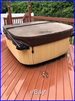 Hot tub spa jacuzzi 4 person pre-owned