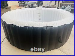 Inflatable jacuzzi hot tub
