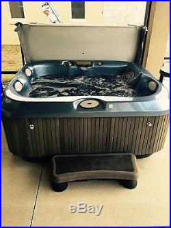 Jacuzzi Brand 3 person Hot Tub 2008