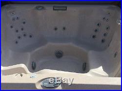Jacuzzi J270, 2007 Model, 6 persons, good condition. Local pickup only