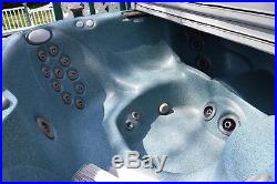 Jacuzzi J-355 (2008) Hot Tub with Filters and Cover