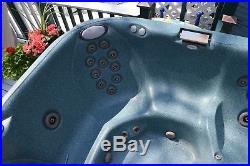Jacuzzi J-355 (2008) Hot Tub with Filters and Cover
