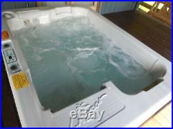 La Spas 3 person Hot Tub Used very good condition