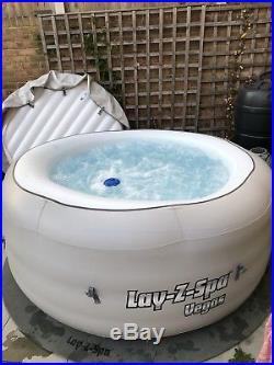 Lazy Spa Vegas hot tub