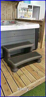 Low Cost Hot Tub and Spa Steps, Non Slip Affordable Caravan Steps 2-Tier Ladders