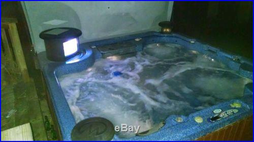 MASTER SPA King of hot tubs. Built in TV & STEREO