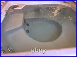 Nordic Escape SE Hot Tub gently used, withsupplies