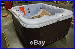Nordic Hot Tub Retreat MS 28 Jets, Sits 5 Persons