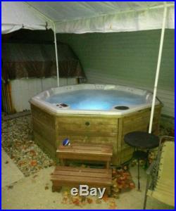 Royal spa monarch hot tub