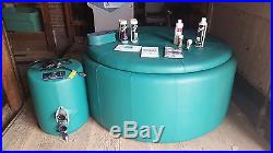 SOFTUB T140 Hot Tub Spa COMPLETE w Pump and Water Treatment Chemicals Used TWICE
