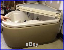 Solana Indoor/Outdoor Hot Tub 2 Person Corner Spa Pick up Only Raleigh NC Area