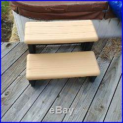Used hot tub spa Marquis, blue, seats 5, good condition
