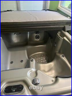 Viking Spas Hot Tub In Beautiful Condition. Only Used A Few Times
