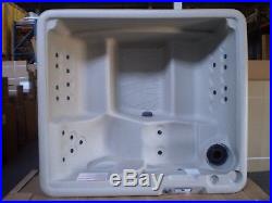 WATKINS PORTABLE ELECTRIC HOT TUB SPA 4-PERSON 22 JET LS350 with COVER