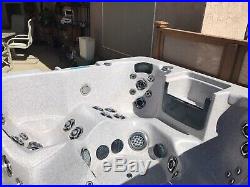 Xtreme Backyards Hot Tub withHigh-end Cover & custom privacy panels/steps Seats 6